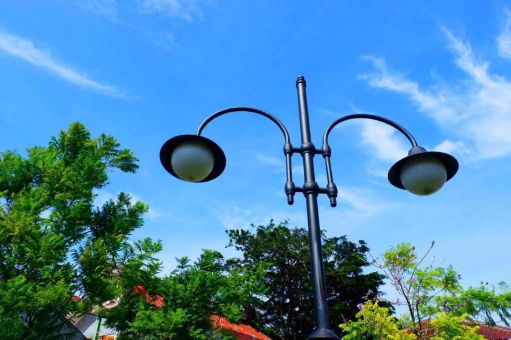 Ipb Convention Hotel Botani Square Bogor Exterior foto